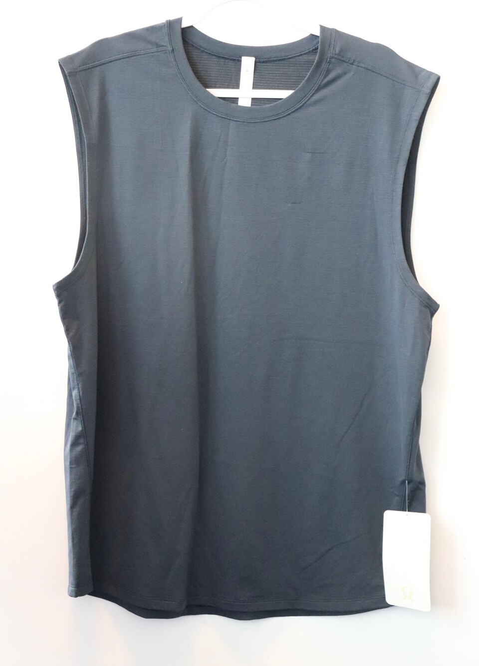 lululemon XL Men's Navy Blue Tank Top Crew Neck Athletic New